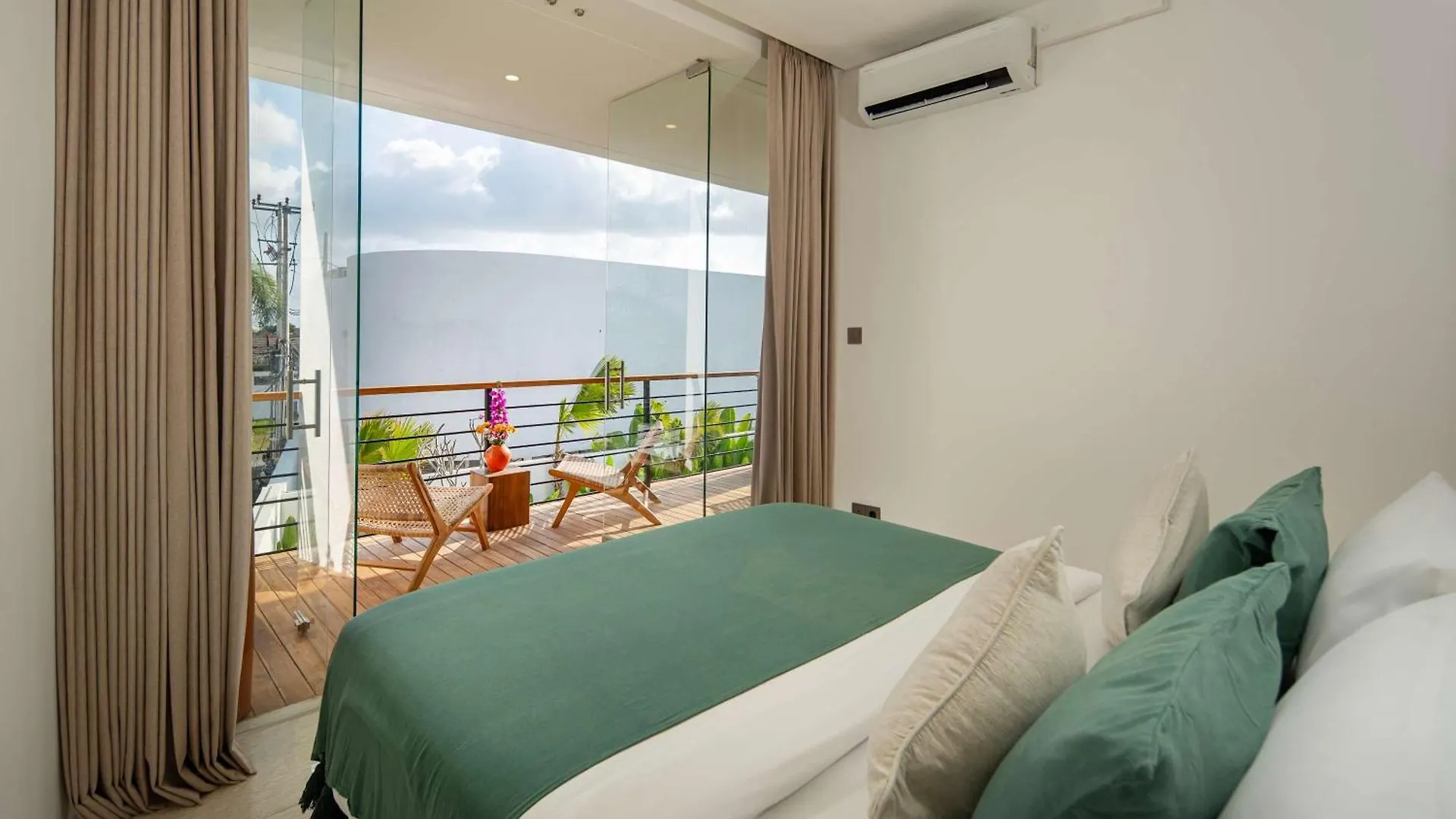 Luxury 4Bd Villa Casa Diplomatico With Private Pool 세미냑 0*,  인도네시아